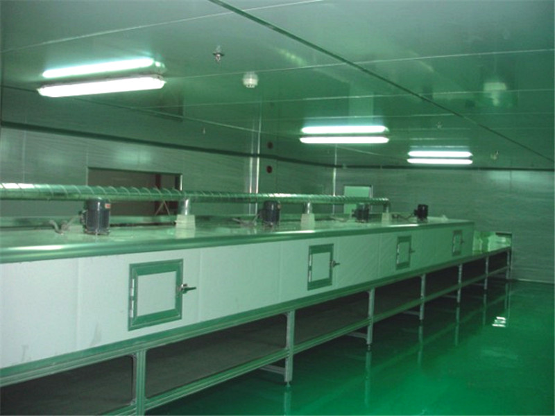 塑膠外殼（ké）無（wú）塵噴塗車間